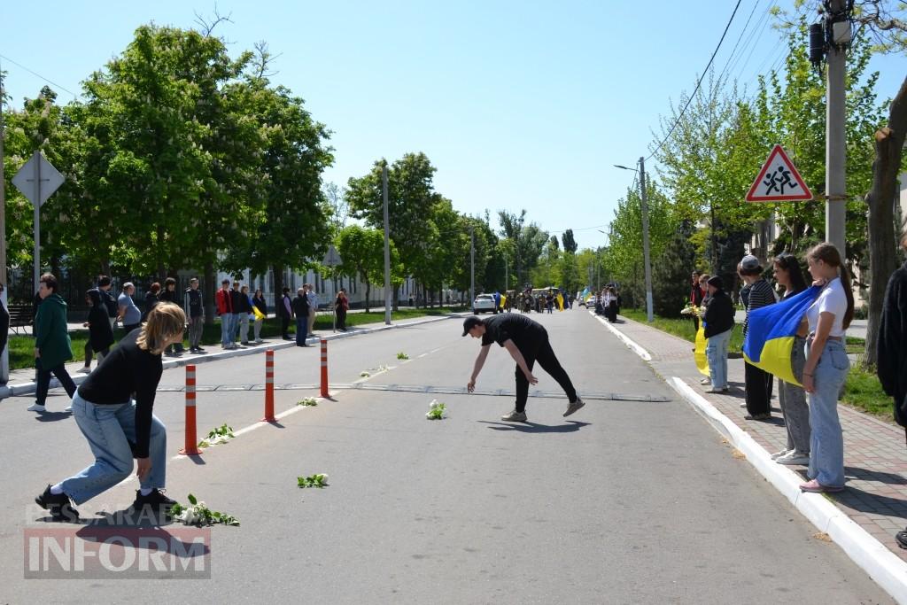 Морг замість ДРАЦСу: у Кілії простилися з 31-річним навідником БпЛА