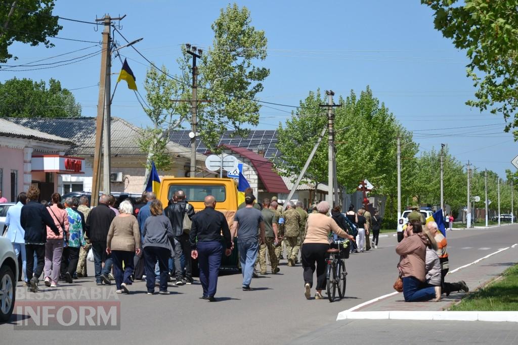 Морг замість ДРАЦСу: у Кілії простилися з 31-річним навідником БпЛА