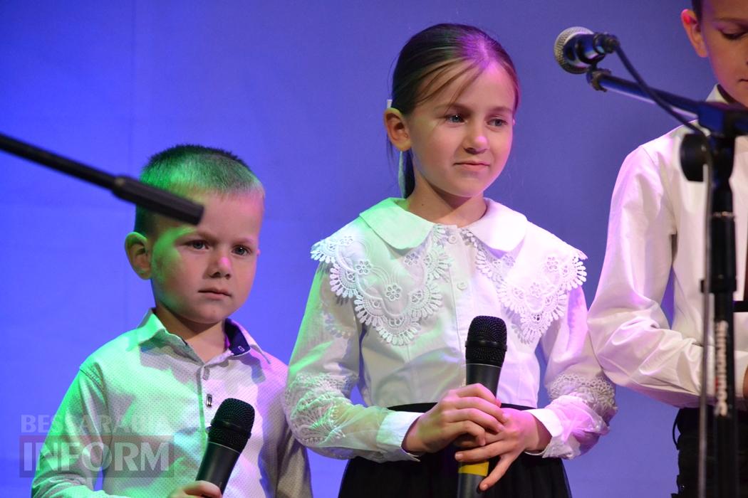 В Кілії об'єднали святкування Дня вишиванки та Дня сім'ї - великий фоторепортаж
