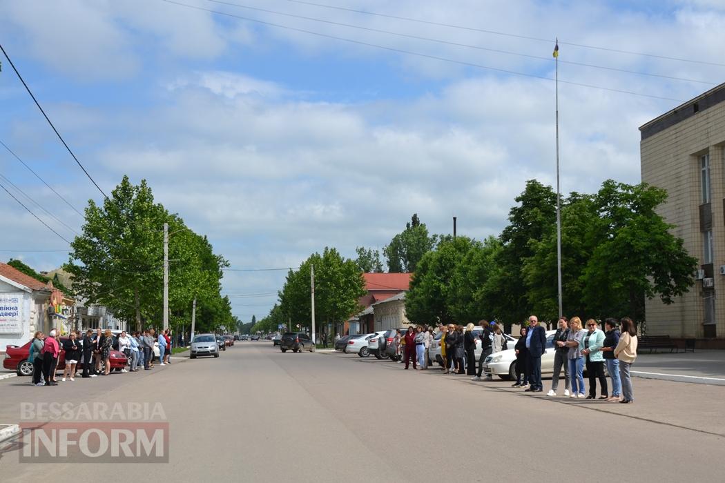 "Своїм полум'ям врятувала життя багатьох військових": у Кілії простилися із відомою волонтеркою