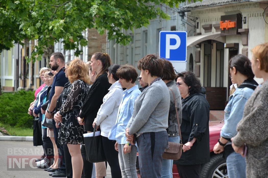 "Своїм полум'ям врятувала життя багатьох військових": у Кілії простилися із відомою волонтеркою