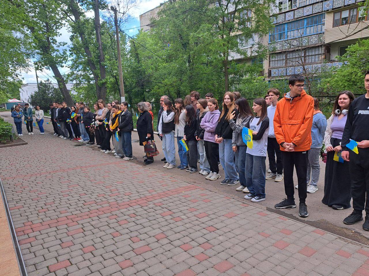 В Арцизі в рідній школі увіковічнили пам’ять двох Героїв