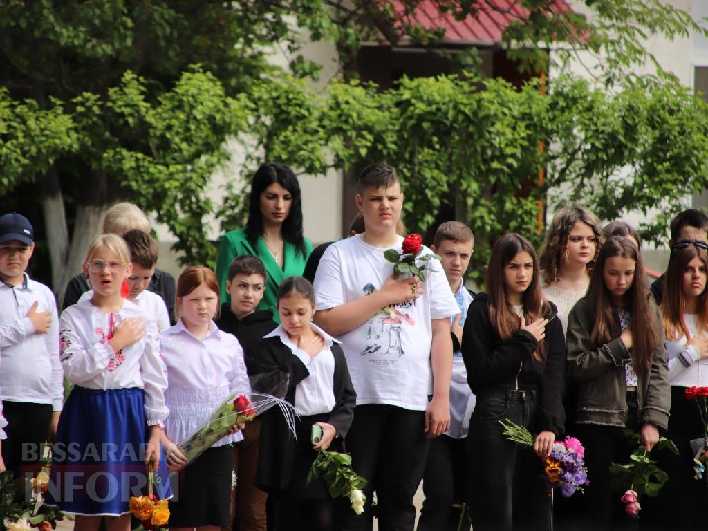 Ще в одному ліцеї Болградської громади з'явилися меморіальні дошки на честь випускників, які загинули за Україну