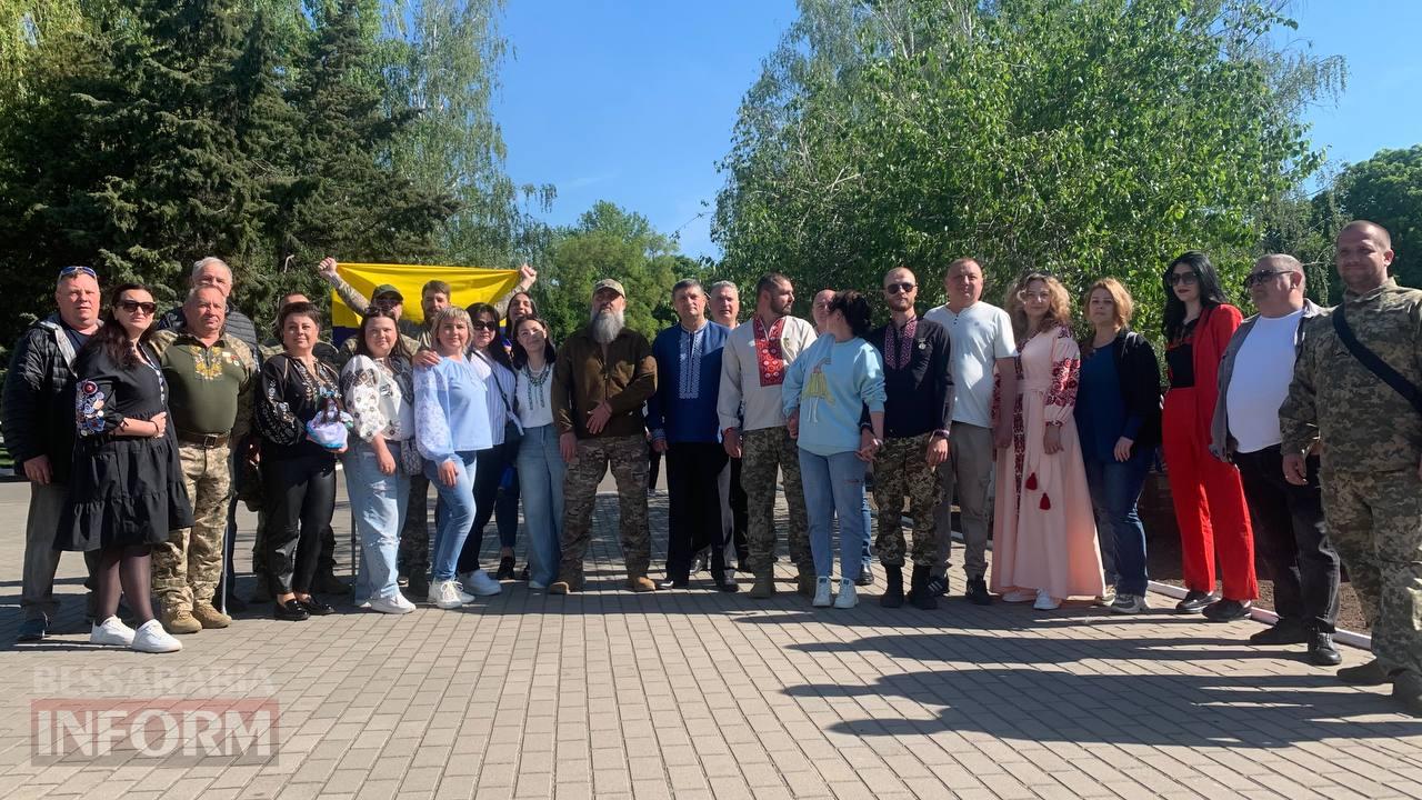В Ізмаїлі День Вишиванки відзначили ланцюгом єдності