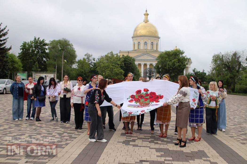 "Вишиванка переможе»: автоледі Бессарабії провели III патріотичний автомарафон на підтримку ЗСУ