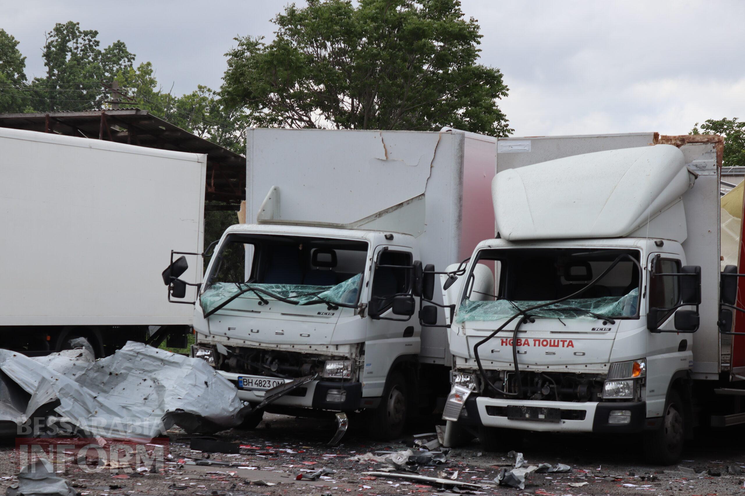 Вщент зруйнована будівля й потрощені автівки - "БІ" відвідала мішень росіян в Ізмаїлі