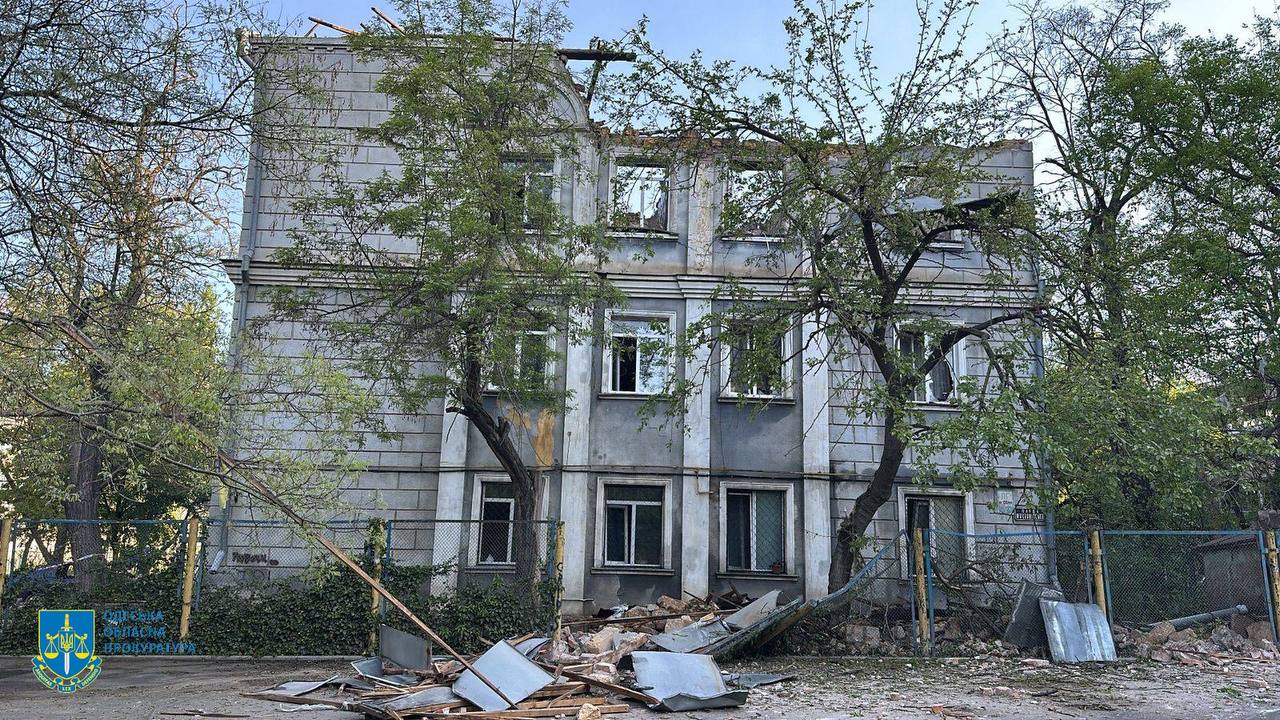 Через дронову атаку на Одесу двоє людей загинуло, 15 містян поранено