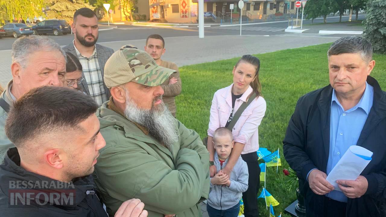 Вшанування пам'яті загиблих військових по-ізмаїльськи: активісти та міська влада продовжують шукати компроміс