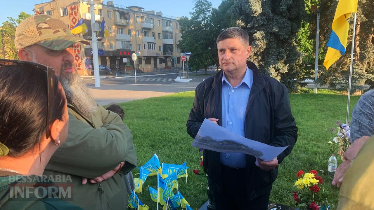 Вшанування пам'яті загиблих військових по-ізмаїльськи: активісти та міська влада продовжують шукати компроміс