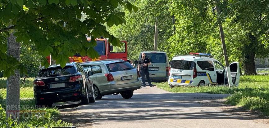 В Арцизі екстрені служби штурмують квартиру: підозрюють, що людині стало зле