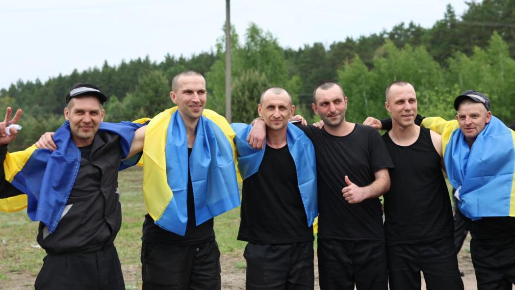 Наші - вдома! В рамках великого обміну в Україну повернулося ще 303 воїна