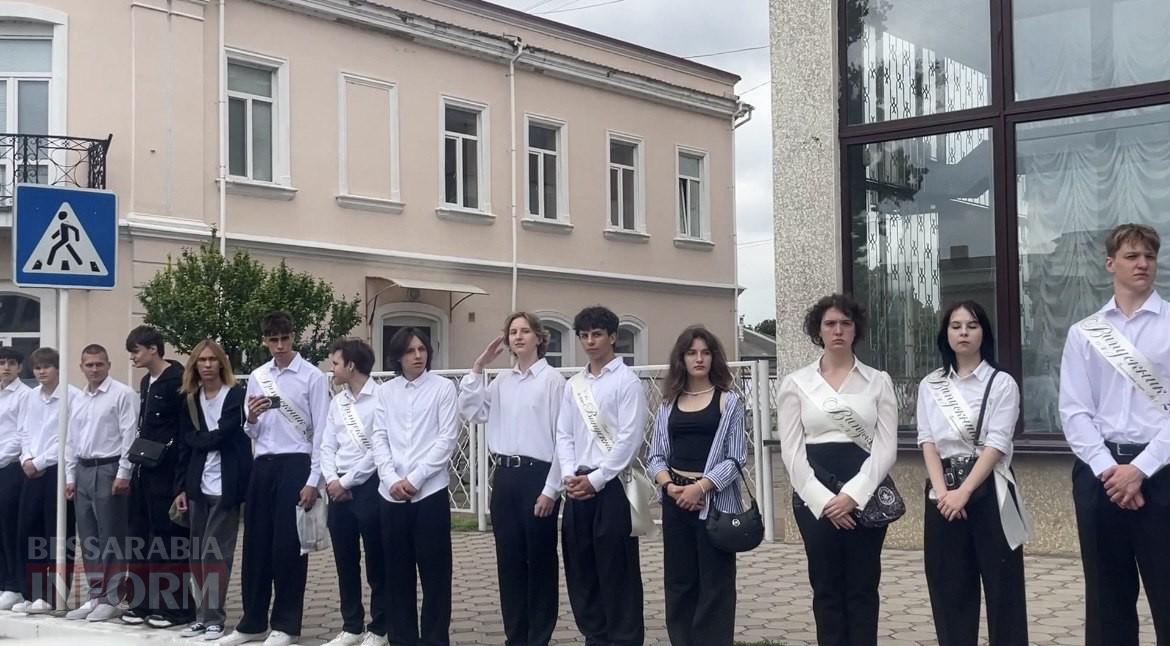 В Ізмаїлі провели в останню путь молодшого лейтенанта Віктора Акчебаша