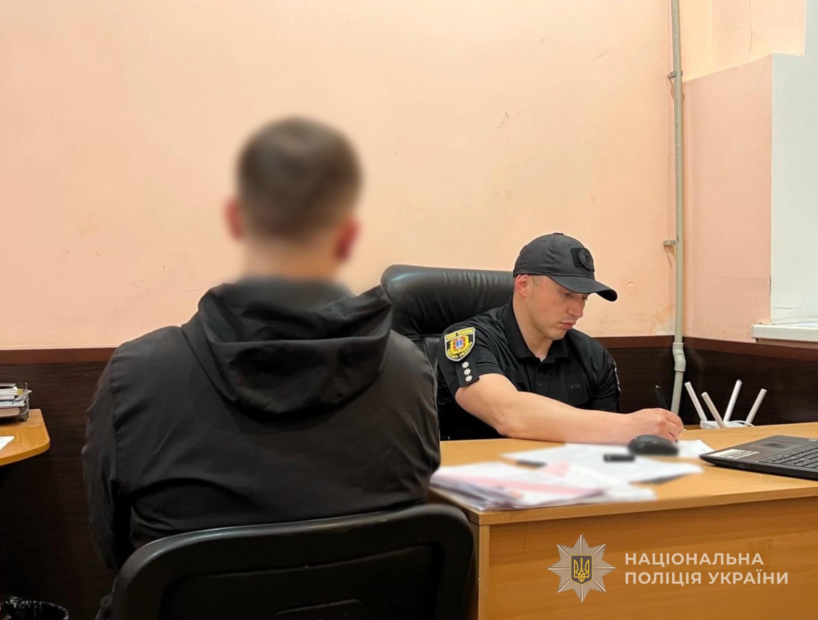 На Одещині водій вистрілив у пішохода, не виходячи зі своєї машини