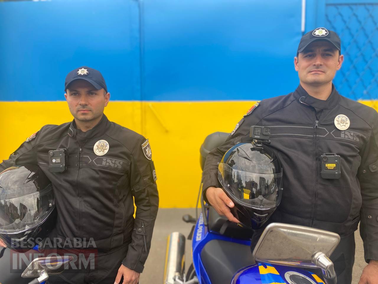 Швидші за затори та порушників: будні мотопатруля в Ізмаїлі - ексклюзив "БІ"