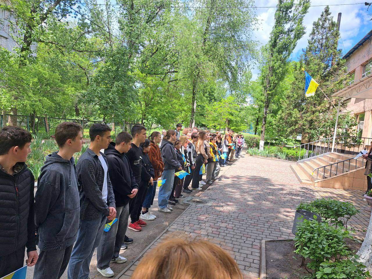 В Арцизі в рідній школі увіковічнили пам’ять двох Героїв