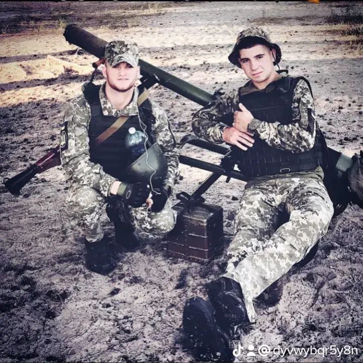 "Мамо, я живий, я вдома!": після понад трьох років поневірянь по тюрмам рф до України повернувся матрос з Білгород-Дністровщини