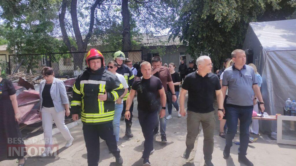 "Не дай Боже нікому у такому віці, як ви, таке пережити": після трагедії у ліцеї Аккерман відвідав Олег Кіпер