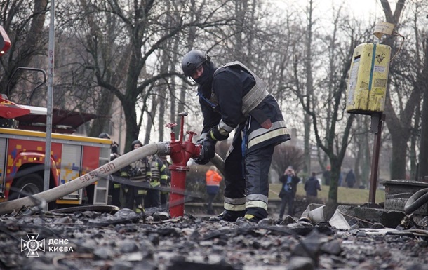 Вночі ворог здійснив масовану атаку на Київ: 14 загиблих та понад 50 поранених