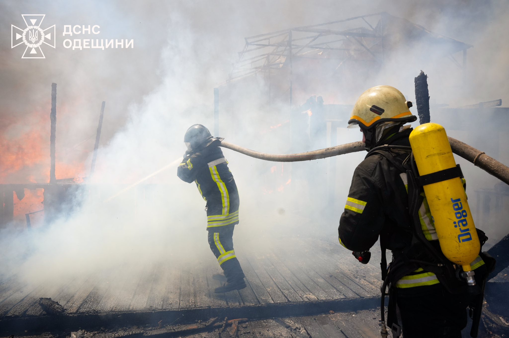 На Одещині повністю вигоріла база відпочинку