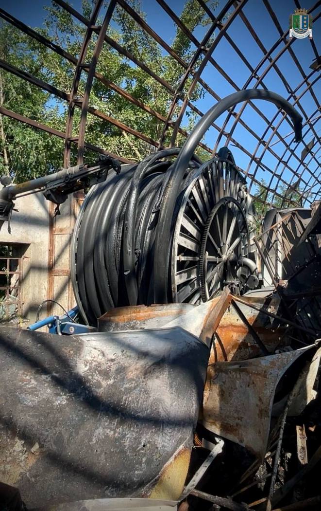 У Вилковому російські окупанти також пошкодили об'єкти водопостачання