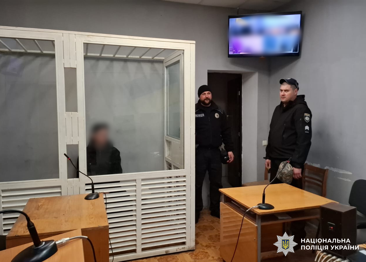 На Білгород-Дністровщині відправили на лаву підсудних трьох ділків, які за 7 тисяч доларів допомагали військовозобов’язаним потрапити до Молдови