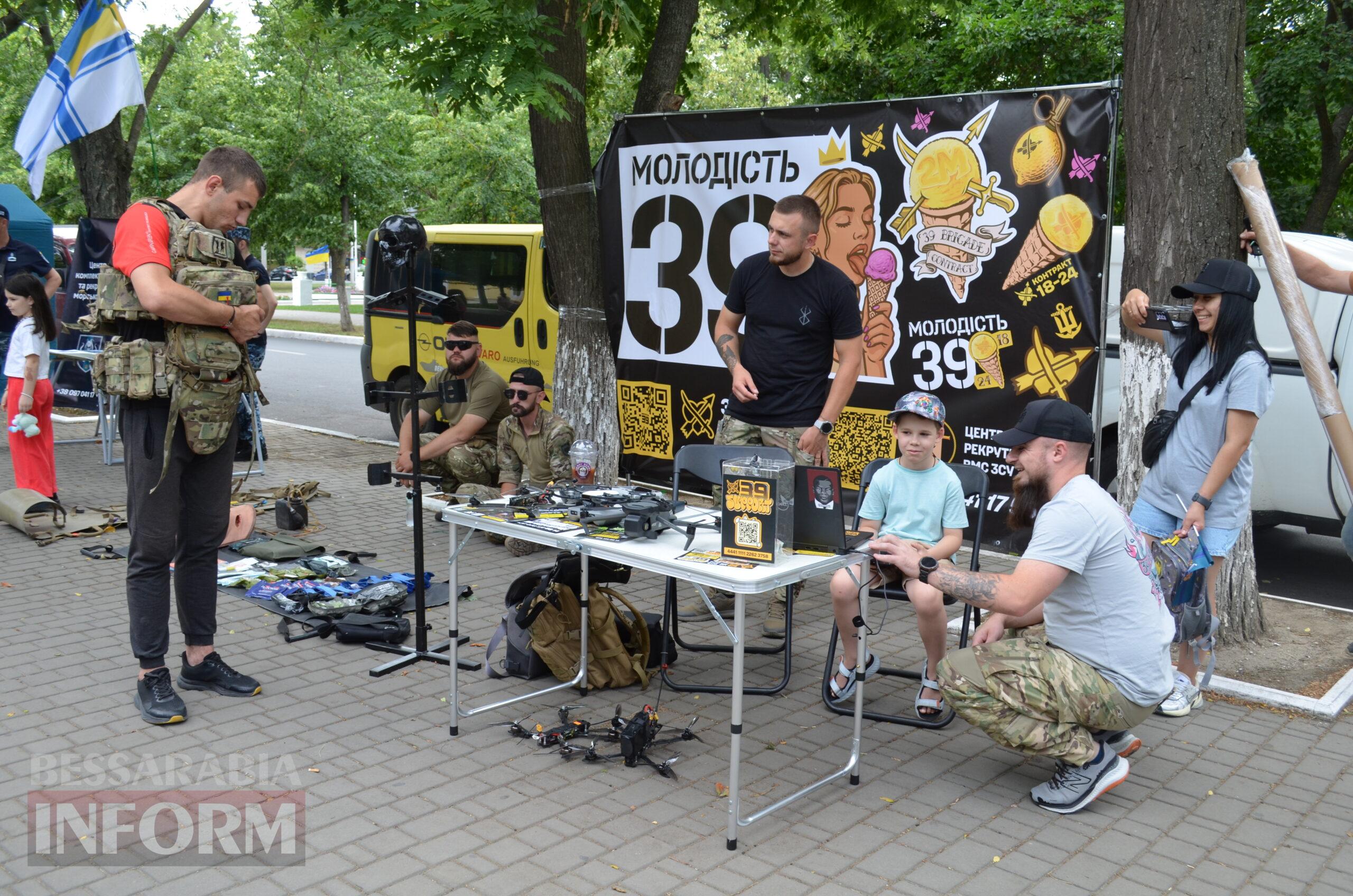 Незвичні підхід до мобілізації і вибір міста: третій центр рекрутингу ВМС України відкрився в Ізмаїлі