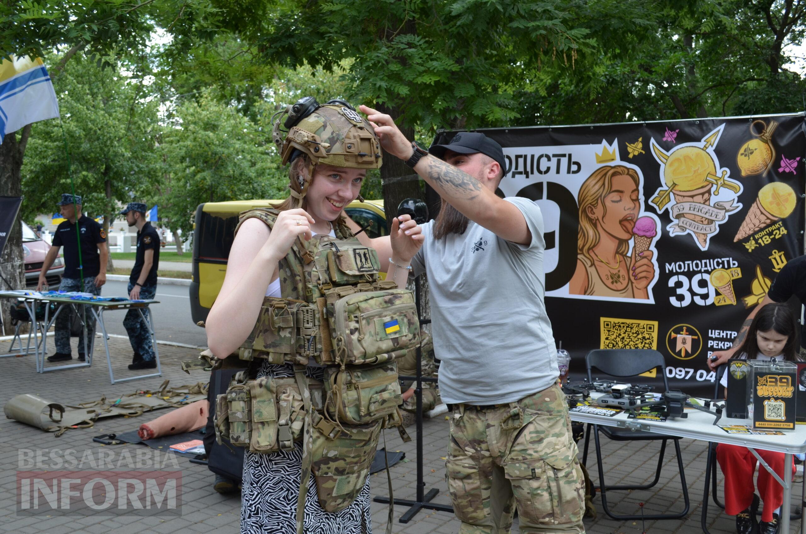 Незвичні підхід до мобілізації і вибір міста: третій центр рекрутингу ВМС України відкрився в Ізмаїлі