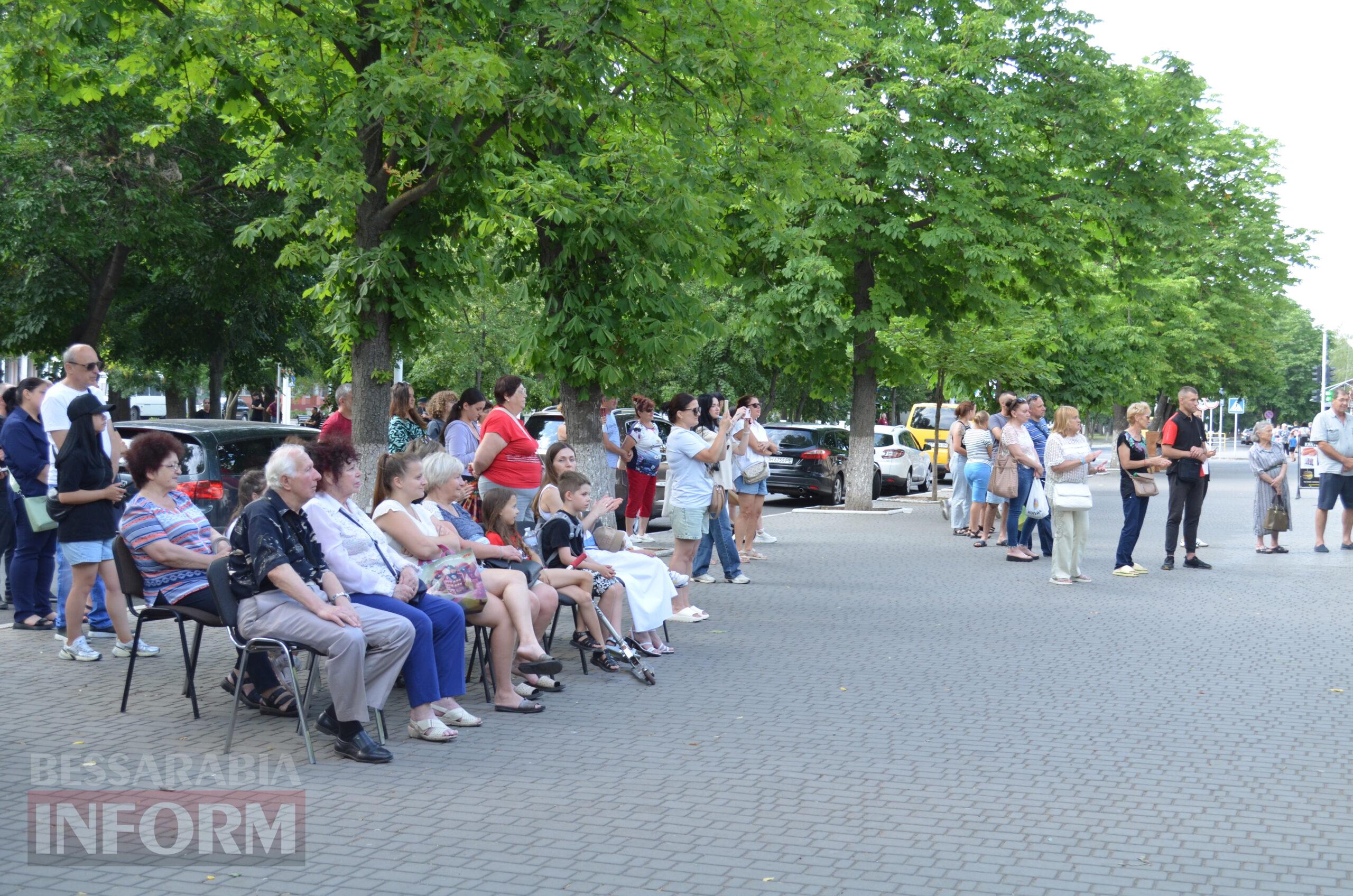 Незвичні підхід до мобілізації і вибір міста: третій центр рекрутингу ВМС України відкрився в Ізмаїлі