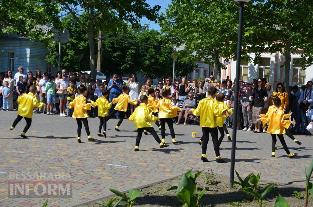Літо у Кілії розпочалося з яскравого фестивалю талантів та подарунків від "Фонда Добра та Любові"