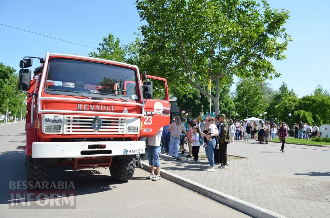 Літо у Кілії розпочалося з яскравого фестивалю талантів та подарунків від "Фонда Добра та Любові"
