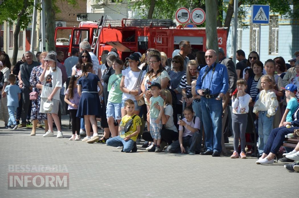 Літо у Кілії розпочалося з яскравого фестивалю талантів та подарунків від "Фонда Добра та Любові"