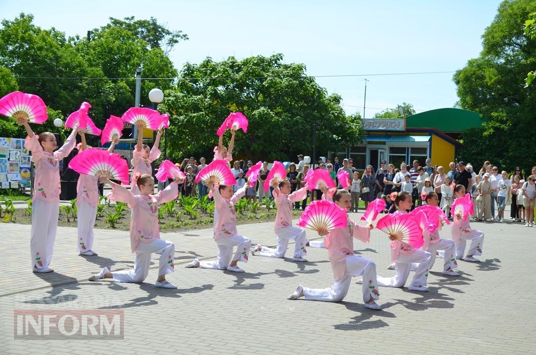 Літо у Кілії розпочалося з яскравого фестивалю талантів та подарунків від "Фонда Добра та Любові"