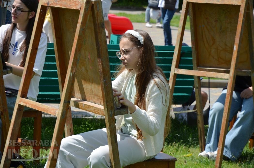 Літо у Кілії розпочалося з яскравого фестивалю талантів та подарунків від "Фонда Добра та Любові"