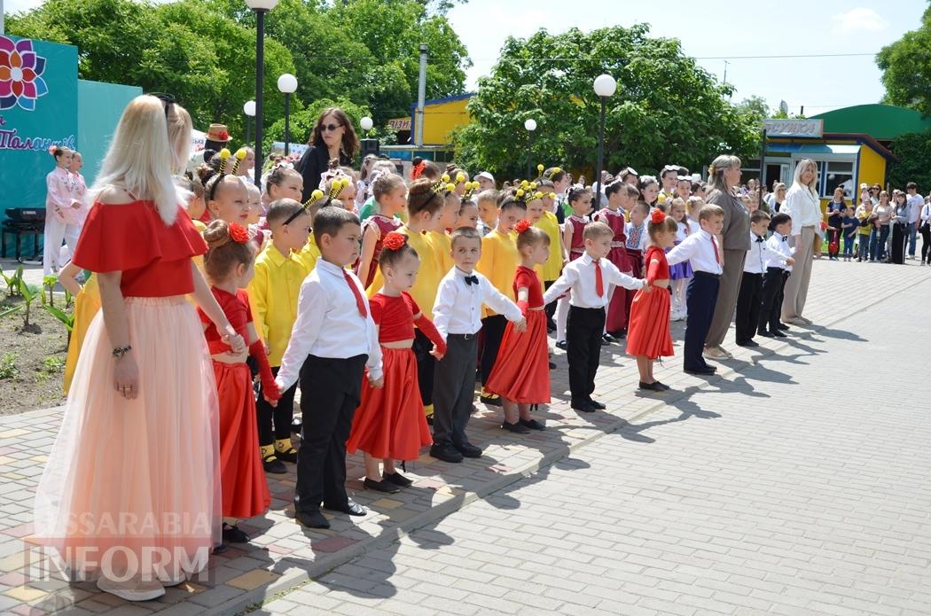 Літо у Кілії розпочалося з яскравого фестивалю талантів та подарунків від "Фонда Добра та Любові"
