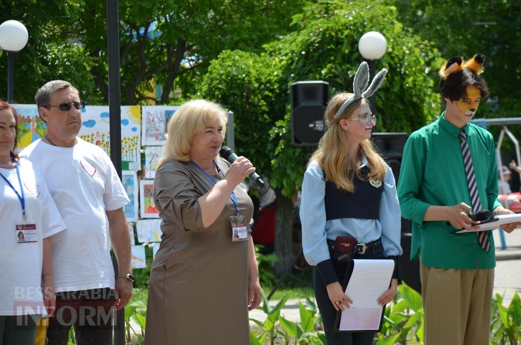 Літо у Кілії розпочалося з яскравого фестивалю талантів та подарунків від "Фонда Добра та Любові"