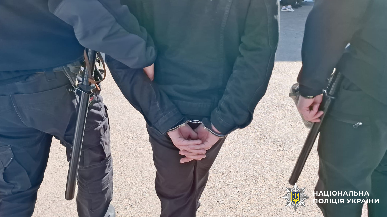 На Білгород-Дністровщині відправили на лаву підсудних трьох ділків, які за 7 тисяч доларів допомагали військовозобов’язаним потрапити до Молдови