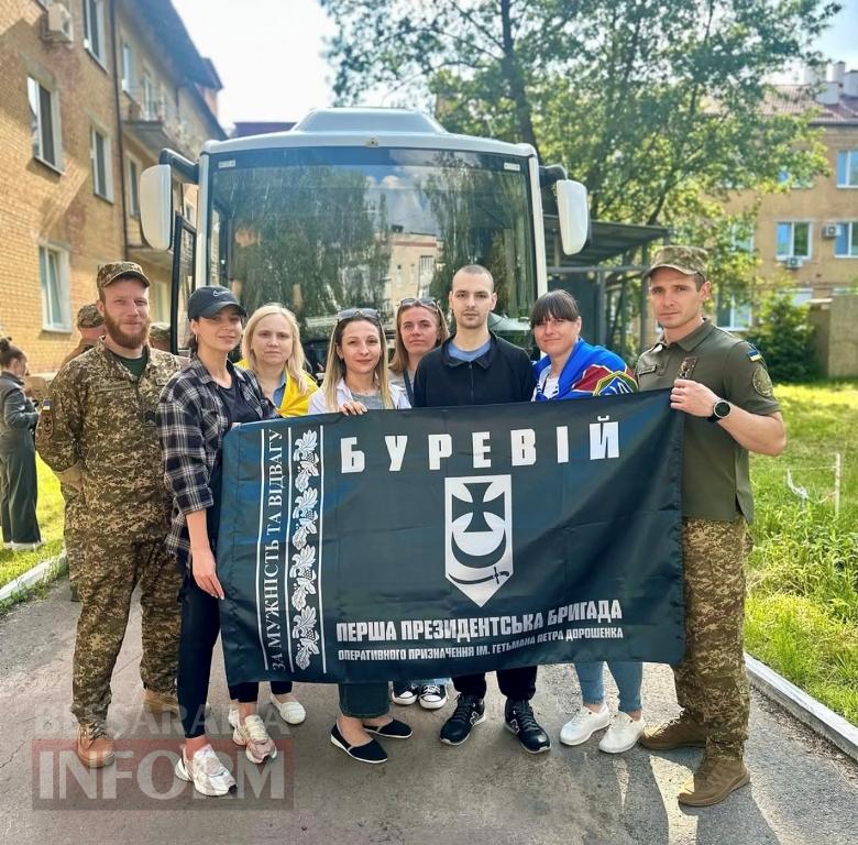 "Мамо, не плач, я вже вдома": після 11 місяців пекла з полону повернувся кілієць Андрій Назаров
