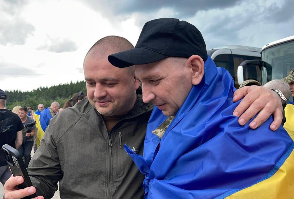 Відбувся черговий обмін полоненими: додому повернулися важкохворі воїни ЗСУ, Нацгвардії, Держприкордонслужби