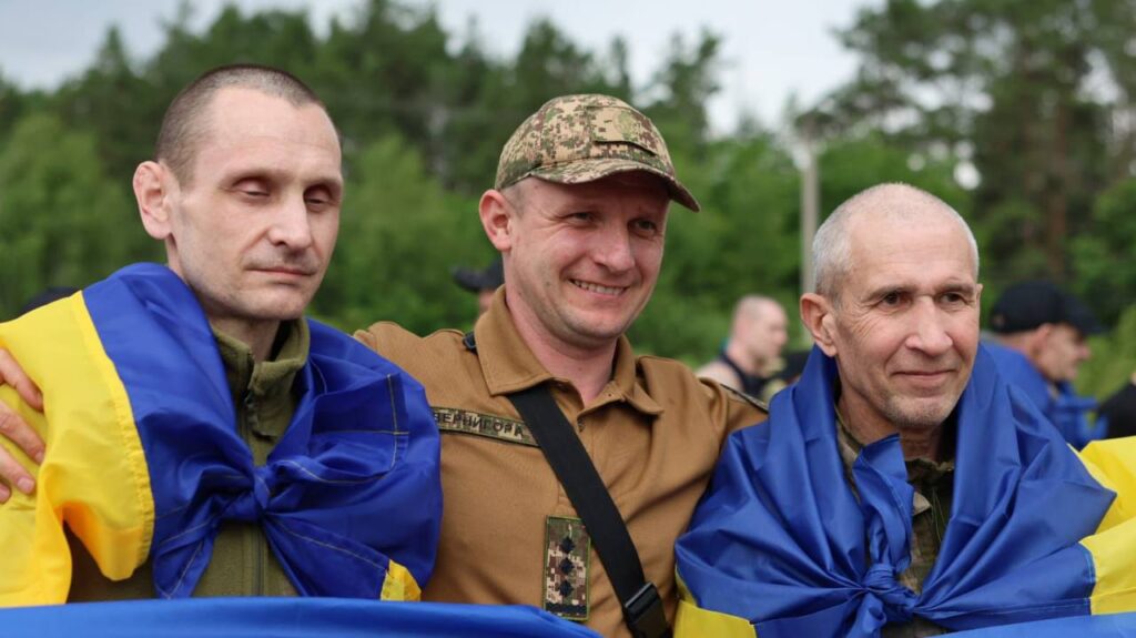 Відбувся черговий обмін полоненими: додому повернулися важкохворі воїни ЗСУ, Нацгвардії, Держприкордонслужби