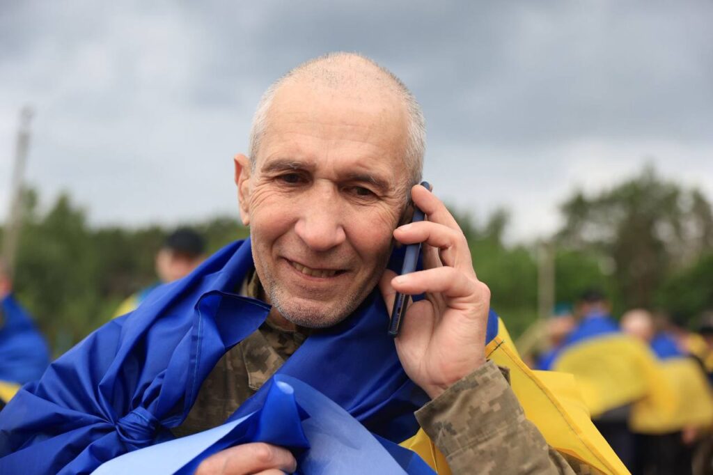 Відбувся черговий обмін полоненими: додому повернулися важкохворі воїни ЗСУ, Нацгвардії, Держприкордонслужби