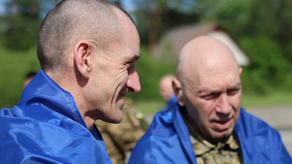 Україна повернула з полону ще одну групу Оборонців: серед них є офіцери