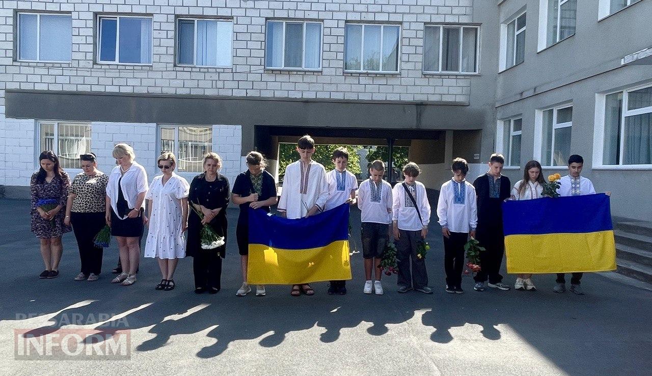 Загинув, захищаючи побратимів: в Ізмаїлі було відкрито дошку пошани Геннадію Степанову