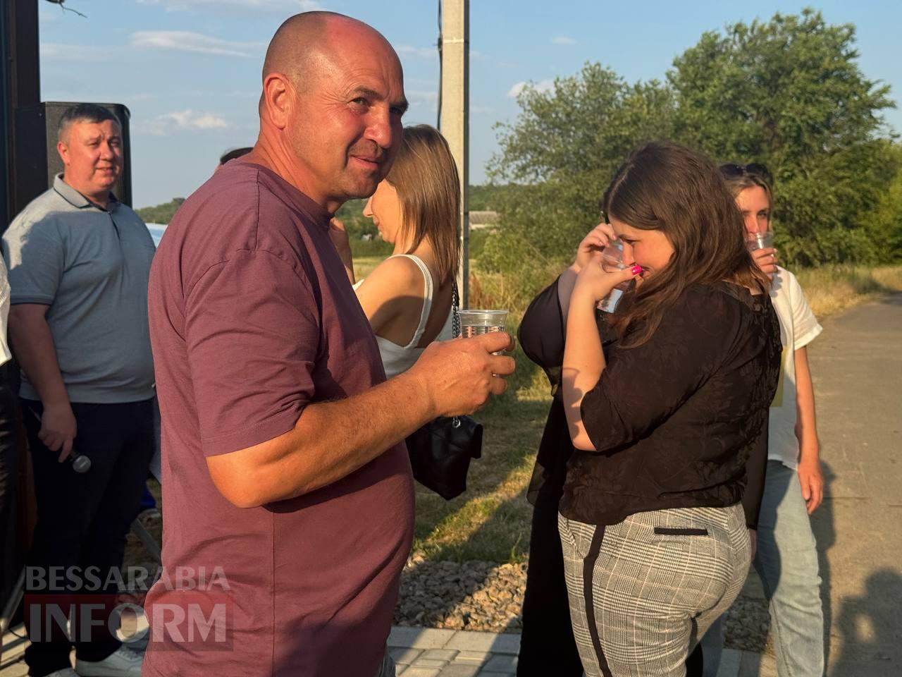 У мікрорайоні Арцизу відкрили бювет — тепер мешканці наполягають на ремонті доріг