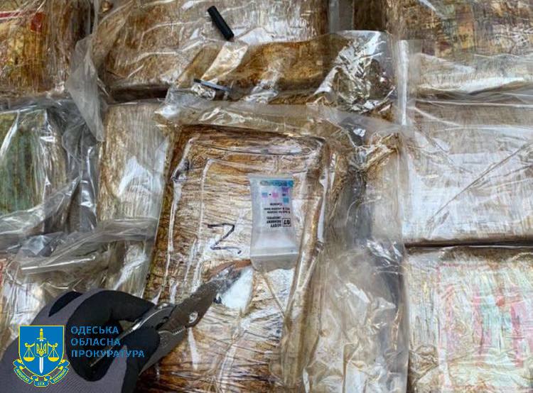На Одещині засудили учасників міжнародного злочинного угрупування, що організували контрабанду кокаїну з Еквадору