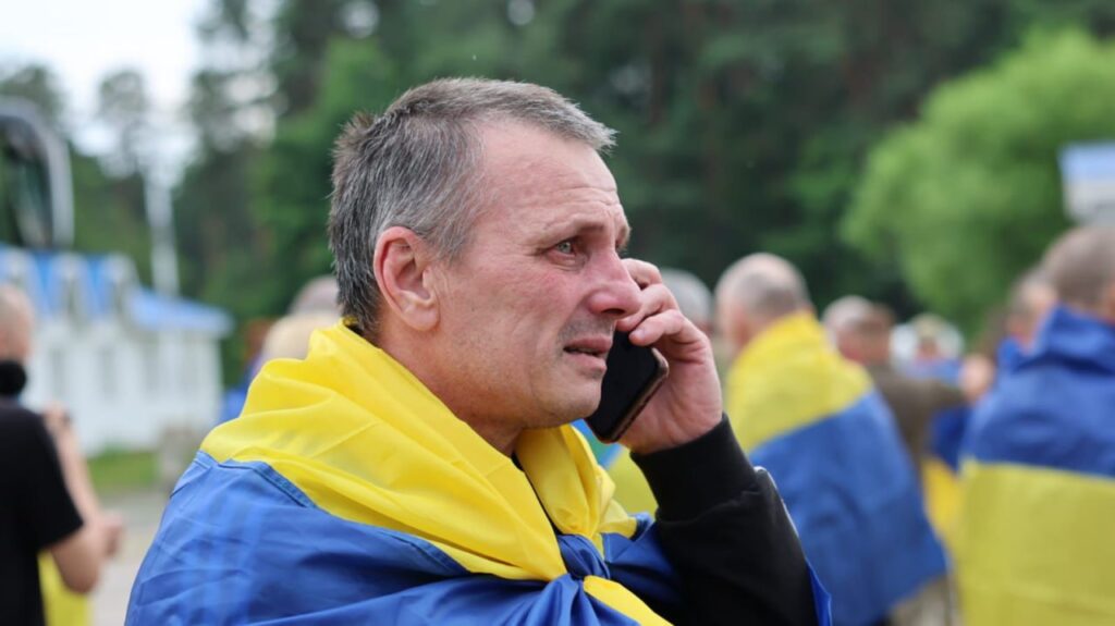 Поранені і важкохворі: Україна повернула додому ще одну групу військовополонених