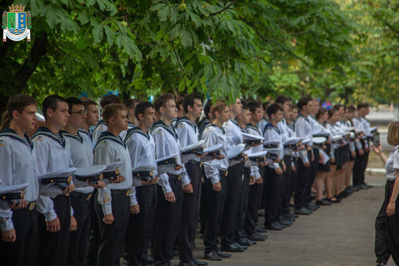 В Ізмаїлі курсанти НУ "ОМА" отримали свідоцтва про повну загальну середню освіту