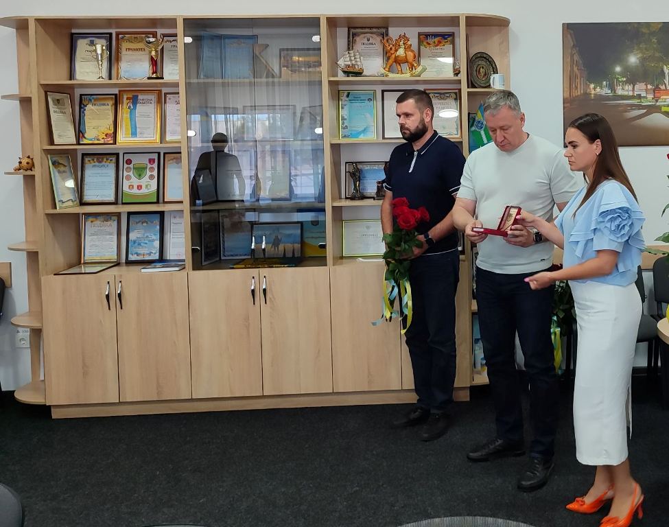 Родинам полеглих Героїв Кілійської громади передали посмертні нагороди