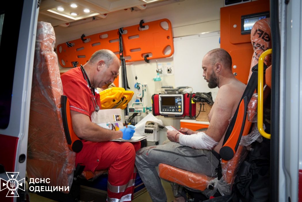 Масована атака шахедів по Одесі: є поранені та загибла