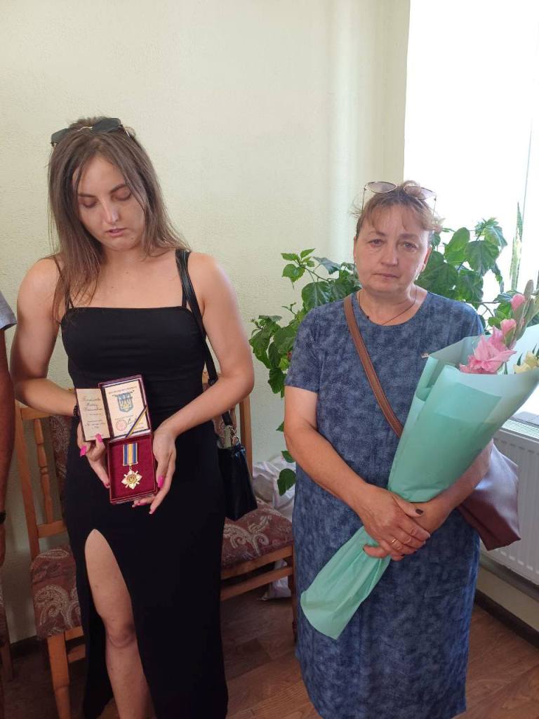 Родинам двох загиблих захисників з Арцизької громади передали їх посмертні нагороди