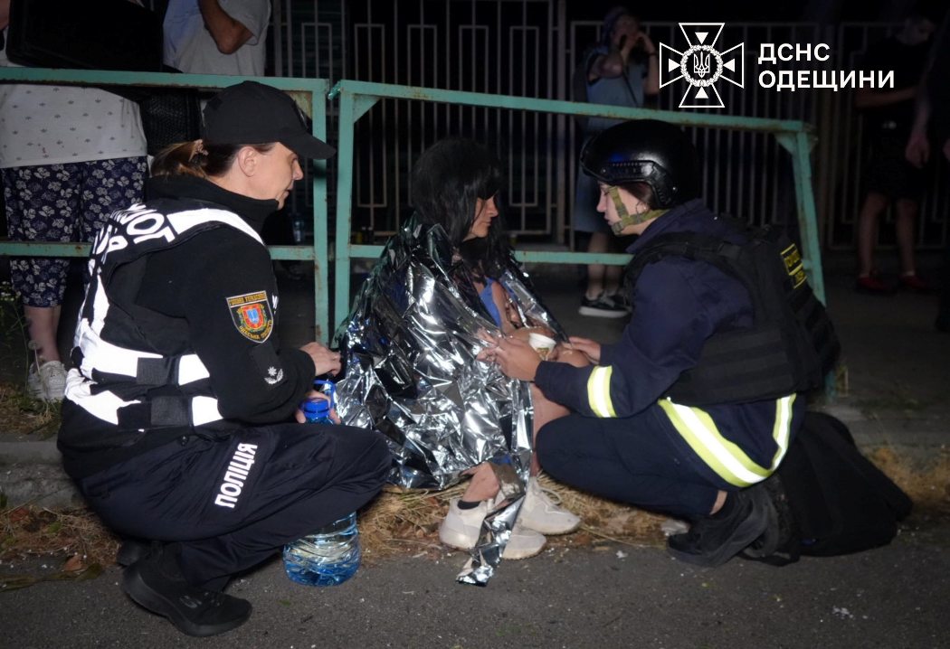 Масована атака шахедів по Одесі: є поранені та загибла